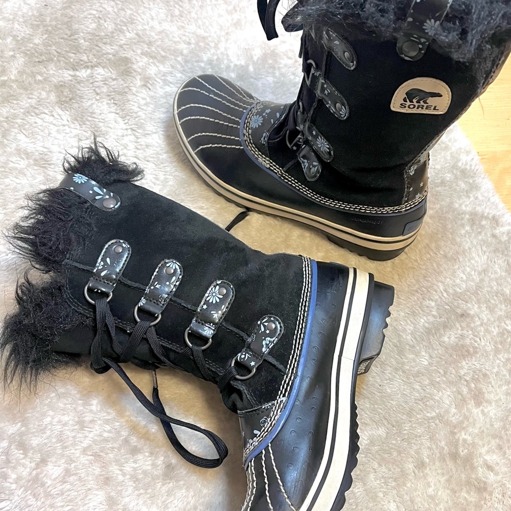 *πHPπ Sorel | Waterproof Joan Of Arctic Boots Daisy Floral Fur Trim Boots SZ5 - Picture 11 of 12